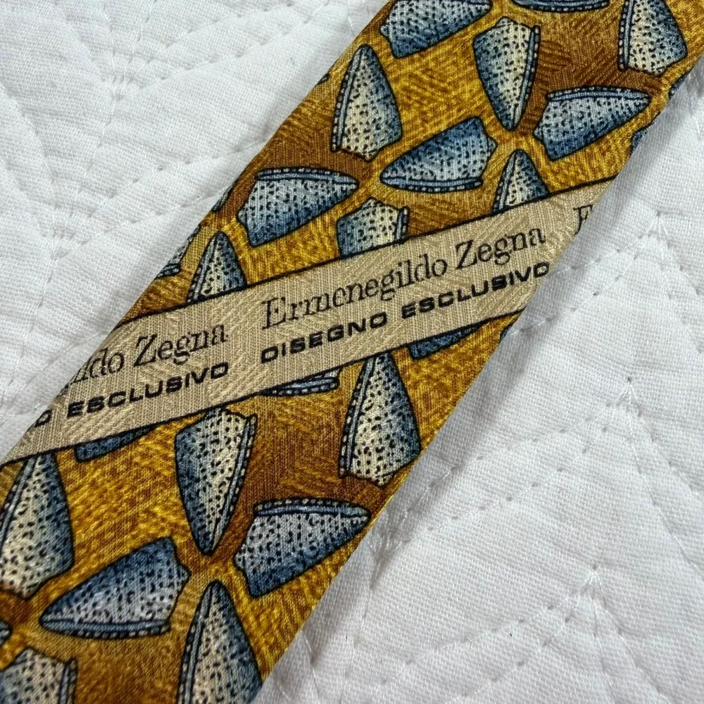 Ermenegildo Zegna 100% Silk Tie Geometric Pattern Mustard Blue Made in Italy Men